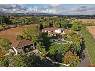 5 bedroom Apartment For Sale: 1490 Dove..