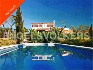 Charming finca with panoramic views