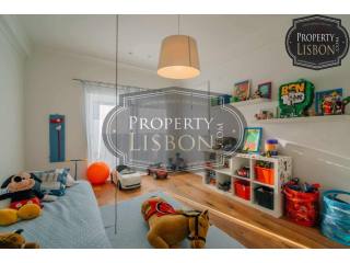 4 Bedrooms - Apartment - LISBON - For..