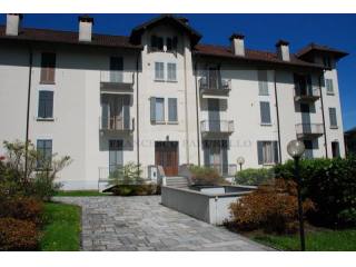 2 bedroom Apartment For Sale: Stresa, IT