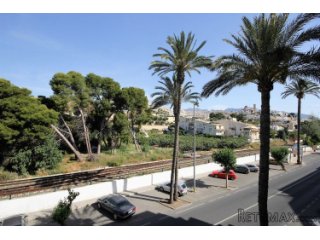 Välskött lägenhet i Altea
