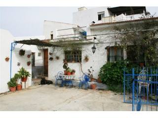 Villa - A charming cottage located on..