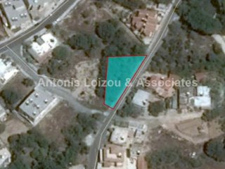 651 m2 residential field in Kissonerga..