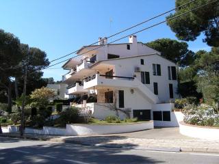PV013-D Apartment with sea views