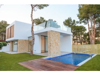 3 Bedrooms - Villa - Alicante - For Sale