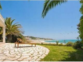 Villa for sale in El Chaparral, Mijas..