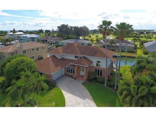 3 bedroom House For Sale: 620 N Point..