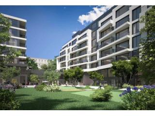 Large & Spacious Apartment on 5th floor..