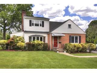 4 bedroom Residence For Sale: Port..