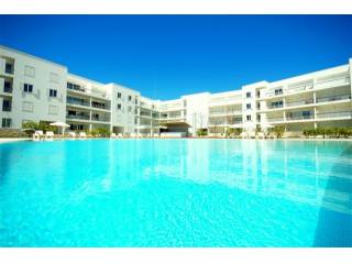LUXURY APARTMENT FOR SALE ON THE LAGOS..