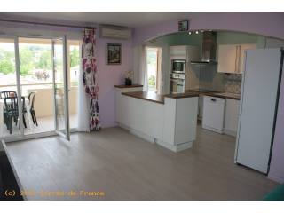 Apartment La Roquette Near The Beach La..