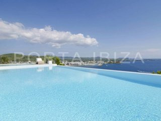 Magnificent, ultra-modern Bauhaus-style..