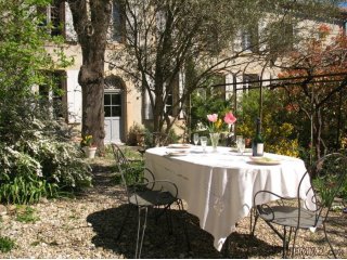 Nr Carcassonne (Aude) - Maison de Maitre in charming village..