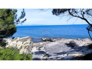 Istra, Kavran - vikend zemljište 50 m od plaže