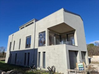POREČ - Stan u novogradnji blizu grada i mora (S3)