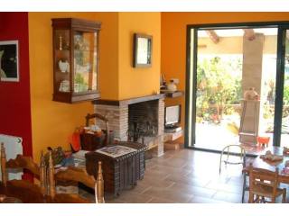 4 Bedrooms - Villa - Girona - For Sale