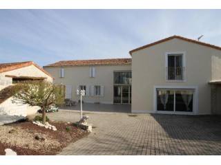 4 bedroom House For Sale: 86380 SECTEUR..