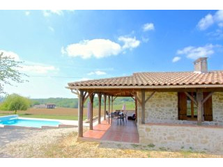 Charming, Fully-restored Stone..