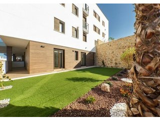 * Luxury 3 Bed Showhouse Apartment