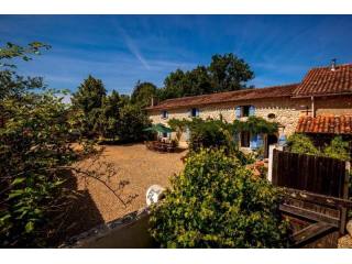 8 bedroom Character For Sale: 16390..