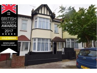 Beedell Avenue, Westcliff on Sea, SS0..