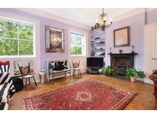 Mecklenburgh Square, Bloomsbury, WC1N