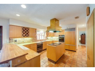4 bedroom House For Sale: 8200 SW 64 St