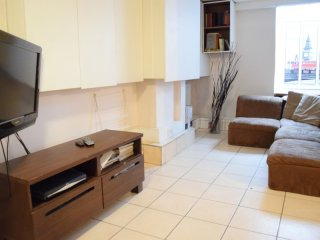 4 - 75 Acton Lane R5