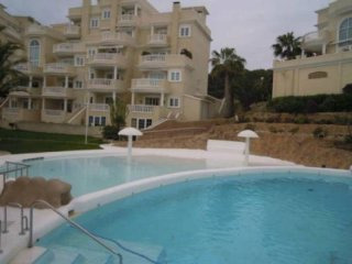 2 Bedroom 1 Bathroom Apartment In..