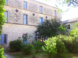 Large Townhouse For Sale With Adjoining..