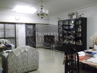 T4 Lisbon Apartment for Sale, Anjos