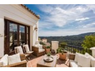 4 Bedrooms - Property - Malaga - For..
