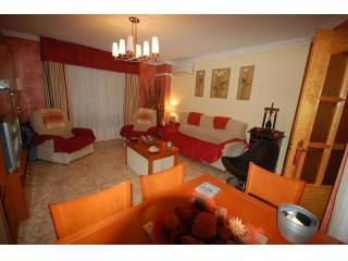 3 bedroom Apartment For Sale: 2nd..