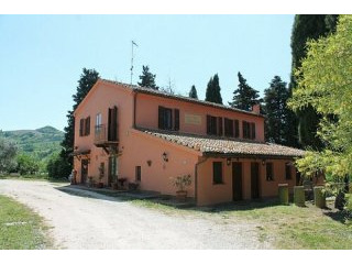 Restored Farmhouse Close To Urbino..