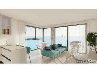 Bonitos apartamentos de obra nueva en la primera línea de..