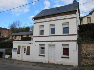 House with Apartment