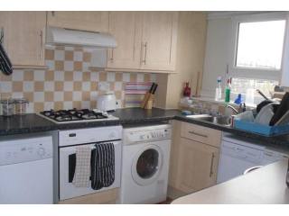 3 bed flat to rent