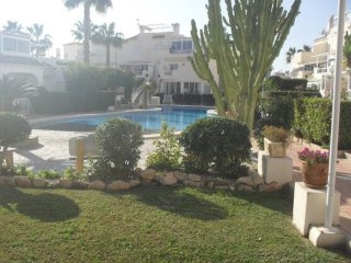 3 Bedrooms - House - Alicante - For Sale