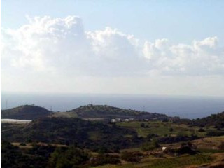 Land for sale with unobstructed sea..