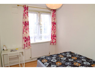 Double room, Zone 2, Whitechapel