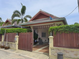4 bedroom pool home in secure housing..