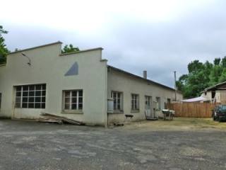 Commercial Premises With Accomadation