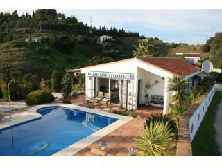Villa - A charming cottage with..