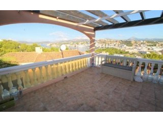 Apartment in Kings Park with communal..