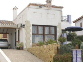 3 Bedrooms - Villa - Alicante - For Sale