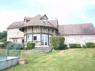 Magnificent Property with Fitted..