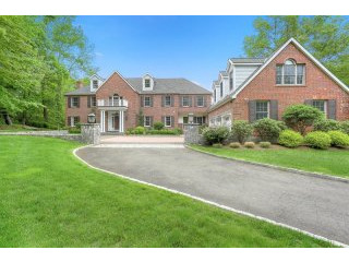 5 bedroom House For Sale: 19 Bailiwick..