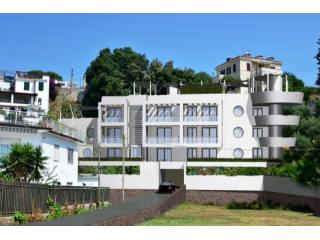 Stable / Palace for sale in Gaeta..