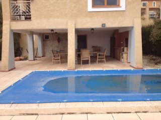 3 Bedrooms Villa For Sale