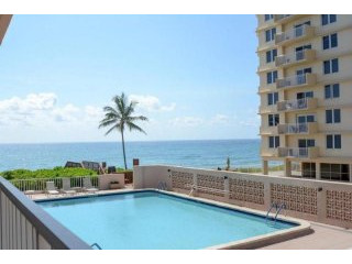 3211 S Ocean Blvd #304, Highland Beach..